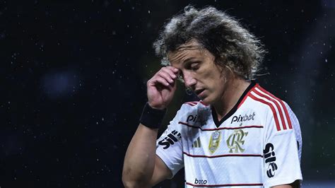 Mesmo com cláusula, renovação de David Luiz depende de papo reto com o Flamengo