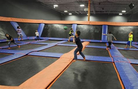 Sky Zone offers a bouncy getaway from adult life - The Johns Hopkins News-Letter