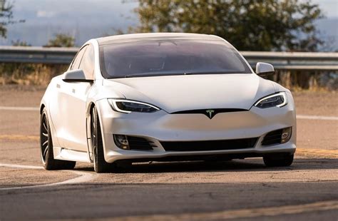 Tesla tops list of 2020’s Most Attractive Employers for US engineering students