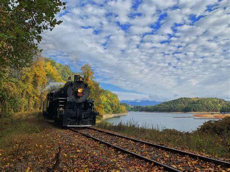 Tuckasegee River (Steam) 10:30am | Great Smoky Mountains Railroad in NC