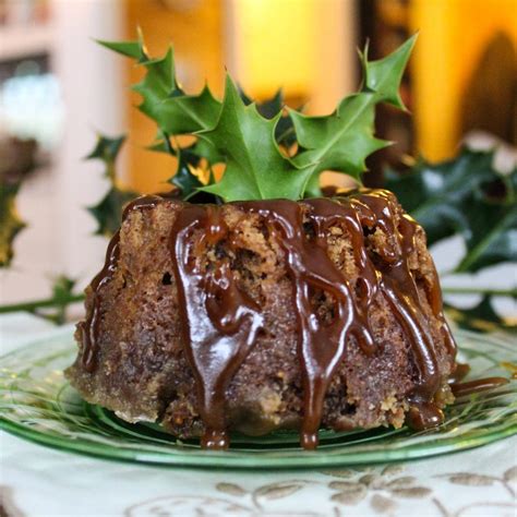 Charles Dickens-Style Traditional Christmas Figgy Pudding Recipe