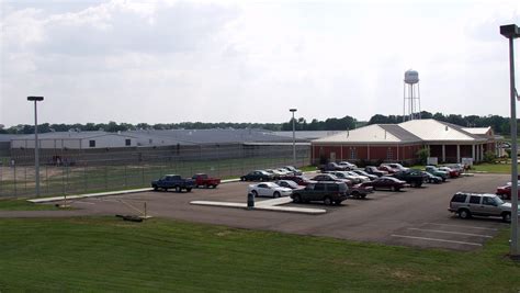 Walnut Grove Mayor: Prison closure could cripple MS town