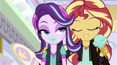 My Little Pony Equestria Girls Mirror Magic Drops! - NewzPop - YouTube