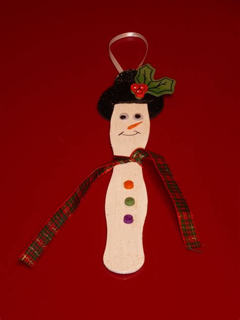 Paint Stick Snowman 2013 | Christmas crafts, Painted sticks, Christmas ...