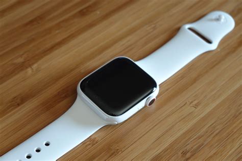 Apple Watch Edition: Manos a la obra con el nuevo blanco de cerámica de la Serie 5 - TodoPlay