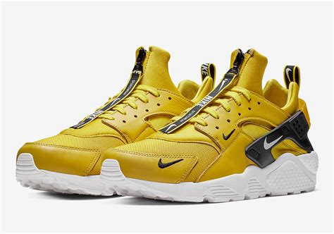 Nike Huarache Zip Bright Citron BQ6164-700 | SneakerNews.com