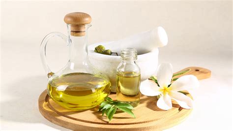 THE BENEFITS OF AYURVEDIC OILS IN YOUR DAILY ROUTINE | Kansa Organics