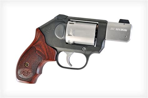 3 Snub-Nose Revolvers Tested and Compared - Firearms News