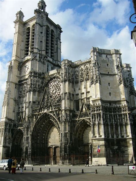 Troyes Cathedral - Wikipedia | Cathedral, Troyes, French cathedrals