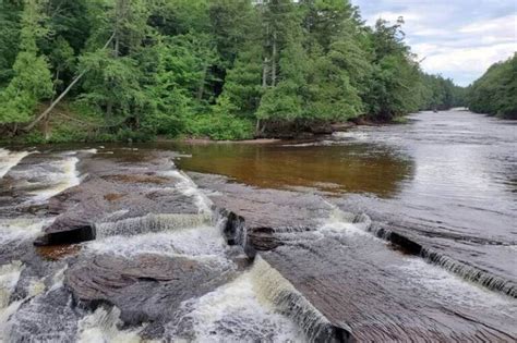 Porcupine Mountains waterfalls hike to 3 waterfalls! 🌳 MAP Presque Isle River waterfalls loop ...