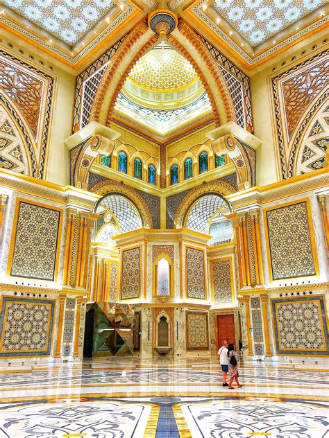 The Great Hall of the Qasr al Watan in Abu Dhabi [building] - Architecture and Urban Living ...