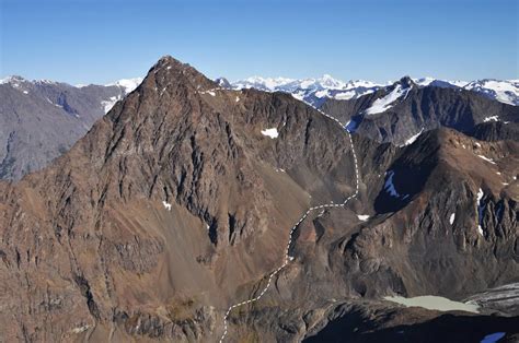 Eagle Peak | hike and climb in Chugach State Park, Alaska | Winterbear