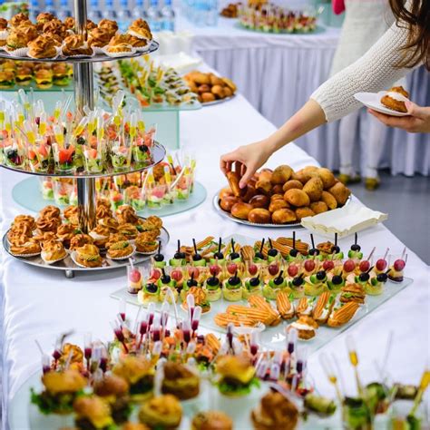 Benefits of Finger Food Catering at a Party: Hassle Free Weekends