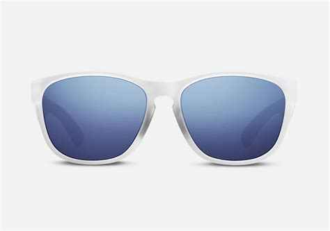 12 Best Sunglasses for Tennis, According to Pros 2022 | Well+Good