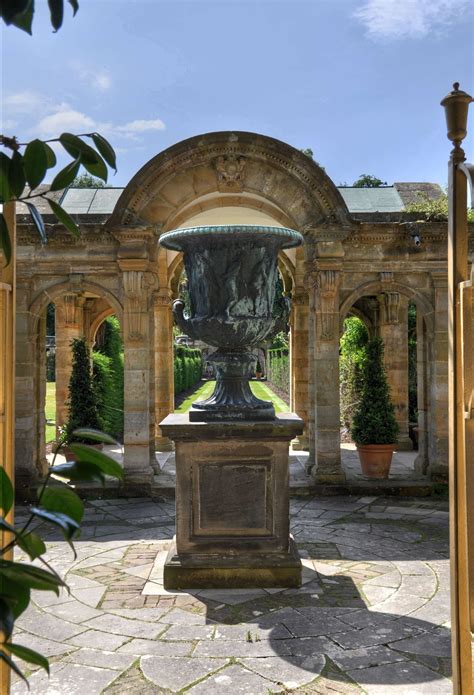 Hever Castle and Gardens (Hever) - Visitor Information & Reviews