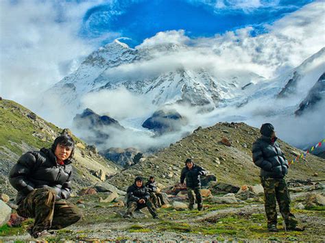 Makalu Base Camp Trek