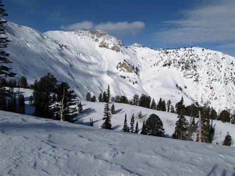 Wasatch Mountains, Utah, 3 Day Backcountry Skiing. 3-day trip. AMGA leader