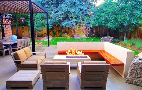 Sleek Modern Outdoor Living Space in Park Hill - Mile High Landscaping