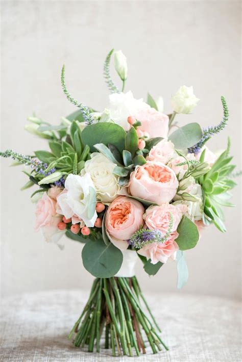 10 Gorgeous Green Wedding Florals Of The Moment