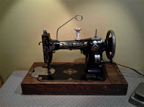 The White Sewing Machine Company – In Stitches Sewing