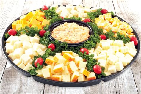 Cubed Cheese Platter | Strack & Van Til | Indiana Made since 1929