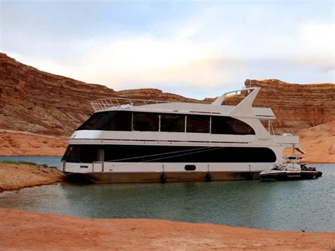 Shared Ownership On Lake Powell | Houseboat Magazine