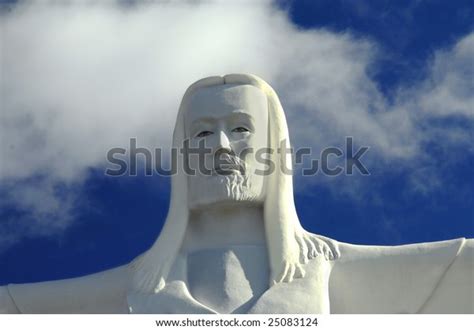 Christ Ozarks Statue Fills Heavens Christs Stock Photo 25083124 | Shutterstock