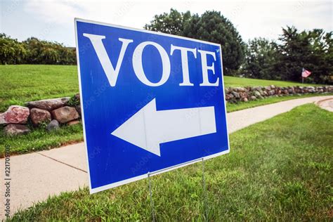 Vote sign with arrow Stock Photo | Adobe Stock