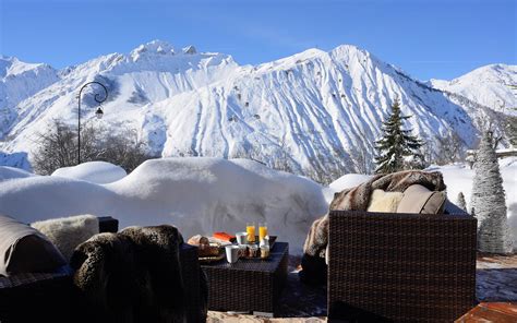 Ski Chalets in the Alps with Phenomenal Views | UltraVilla