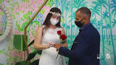 Couples wed in Lilly Pulitzer-themed room at Palm Beach County Courthouse