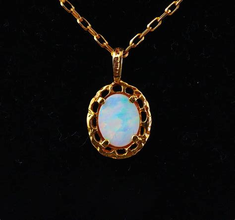 Vintage Gold Opal Pendant Necklace Gold Chain j631 | Etsy | Gold opal ...