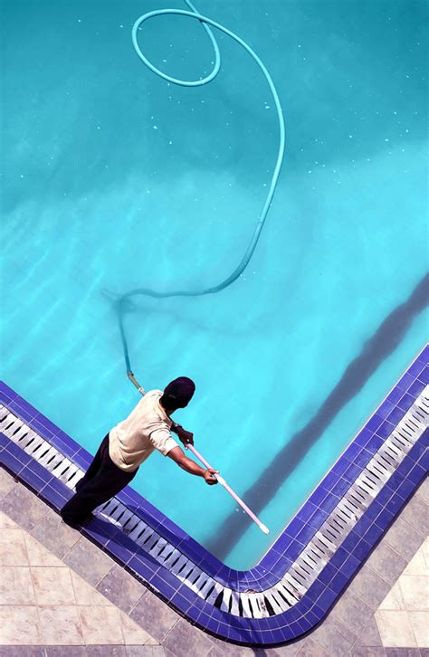 Tips on Keeping Your Pool Clean in Dallas, Sachse, Wylie and Garland