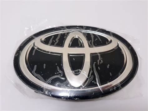 ( 90975-C2023 ) Toyota Camry Front Grille Emblem Logo Radar 2021 - 2023 | eBay