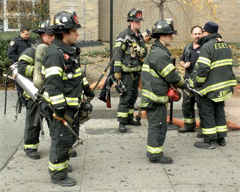 E084l FDNY Firefighters, Washington Heights, New York City… | Flickr