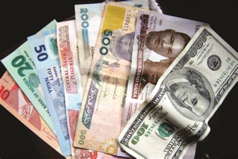 Naira Weakens Against the Dollar Despite Oil Price Rise