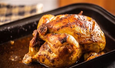 Jamie Oliver shares how to get 'perfect' roast chicken 'every time' | Express.co.uk