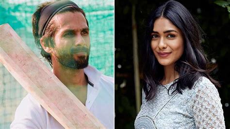 Jersey: Mrunal Thakur roped in to romance Shahid Kapoor in the sports drama