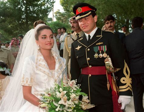 King Abdullah and Queen Rania on their wedding day in 1993 | Queen Rania of Jordan in pictures ...