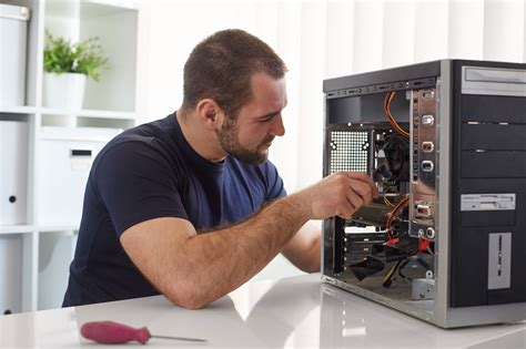 The Benefits of Computer Repair Services vs DIY | SiteUptime Blog