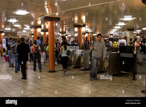 Piccadilly Circus tube station London sub-surface booking hall Stock Photo - Alamy