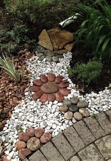 16 Gorgeous Small Rock Gardens You Will Definitely Love To Copy