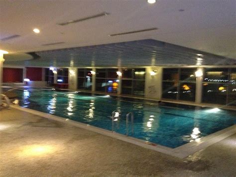 Hotel Novotel Taipei Taoyuan International Airport Pool: Pictures & Reviews - Tripadvisor