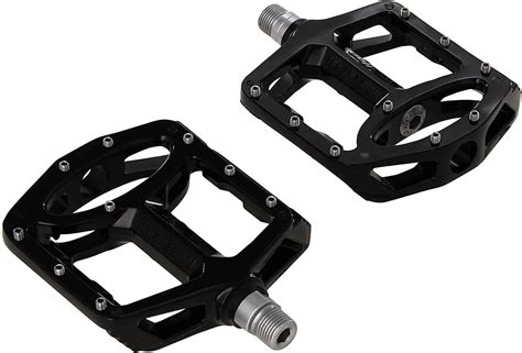 Best Flat Pedals for a Road Bike + Key Decision-Makers – Biking Pleasure