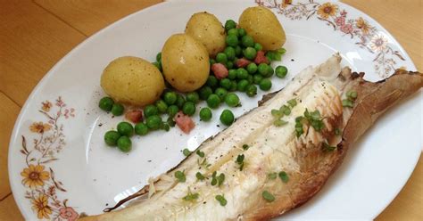 GoodyFoodies: Recipe: Arbroath Smokies with New Potatoes, Peas and Pancetta