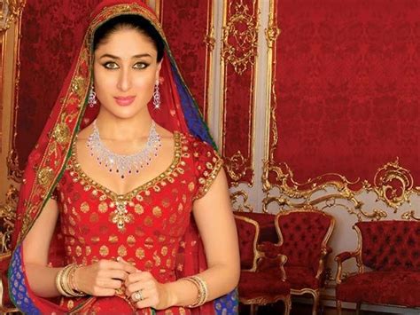 Kareena Kapoor | Wedding Dress - Filmibeat