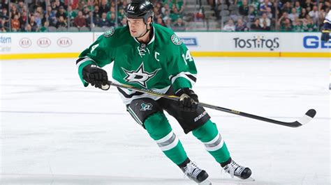 Jamie Benn wiki, bio, age, contract, wife, hockey, salary, net worth