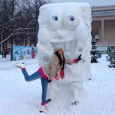 Giant Spongebob Snowman