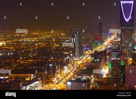 Saudi arabia skyline hi-res stock photography and images - Alamy