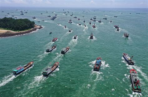 How China’s maritime militia takes advantage of the grey zone | The ...