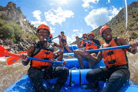 Tips to Beat the Heat While Whitewater Rafting